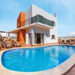 Villa Saona - Com Bbq E Piscina Aquecivel Em Albufeira Ferienhaus *